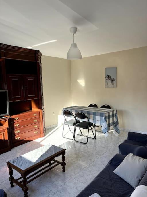 El Apartamento De Ordes Ordenes Ngoại thất bức ảnh